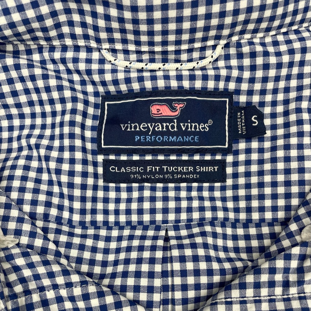 Vineyard Vines Classic Fit Tucker Performance Button Down Shirt- Men’s Small